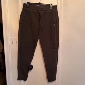 Athleta Olive Green Joggers NWOT Size 14